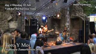 Zomerfeesten dag 4.5 Toro Y Moi part 1