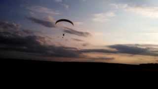 preview picture of video 'Pirmasis Pranskės savarankiškas skrydis parasparniu 2013-07-10 UNCUT'