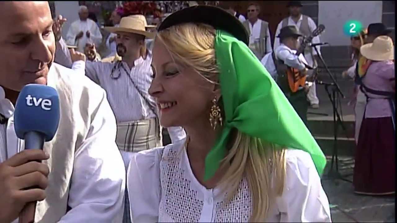 Australia Navarro con traje típico - Romería Ofrenda Virgen del Pino - Teror 2013