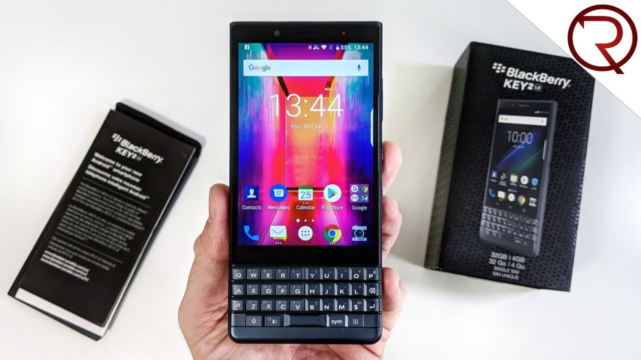 Blackberry KEY2 LE Unboxing, First Impressions & Sample Pictures