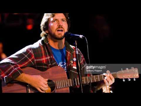 Eddie Vedder-Baby Beluga-Bridge School Benefit '04