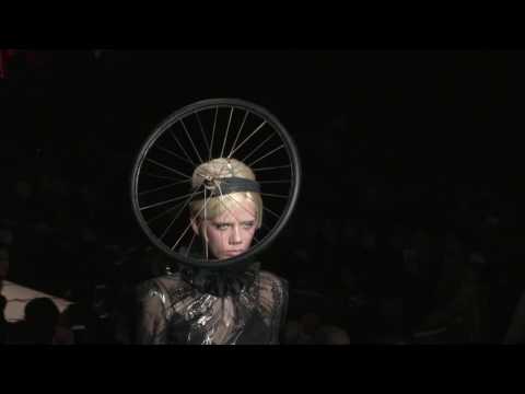 Moschino Fashion Show Ready to Wear FW17