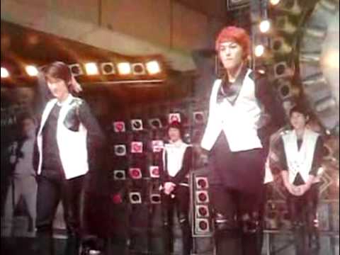 110513 G.IAM Maknae line (Vega & EunYul) dancing to Oh! and Abracadabra