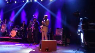 STARR AND SAUN WITH SHARON JONES AND THE DAP-KINGS IN MADRID NOV/2014
