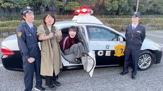 ⚠️ Family encounters police during filming, facing refusal to cooperate and unexpected situations. - 母親が警察に逮捕されてました。撮影中 職務質問を拒否する家族