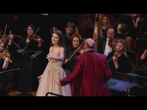 Tamara Radjenovic -  Heia, heia in den Bergen (E. Kálmán)