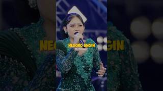 Download lagu Negoro Angin -  Silvy Kumalasari #negoroangin #viral #dangdut mp3