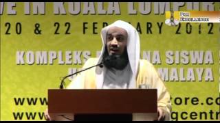 Mufti Ismail Menk Bio:
Ismail Musa Menk was born in Harare, Zimbabwe. He was tutored by his father who is a well known sch...