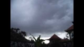 preview picture of video 'Now Thunderstorm creation finished-Indonesia, Bali 7.6.2013-90 minutes later'