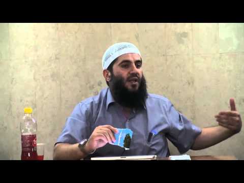 Pse në Qabe nuk prishet namazi kur kalon njeriu? - Hoxhë Muharem Ismaili