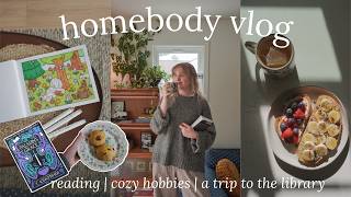 homebody vlog ☕️📚🪴 small joys, cozy hobbies & a five star book