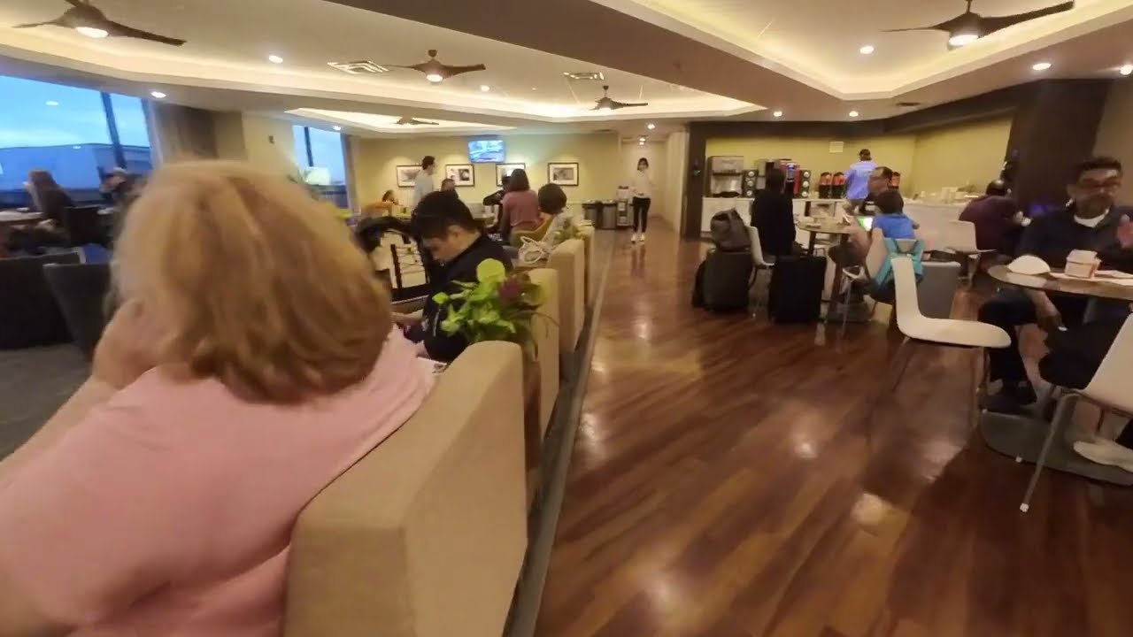 First Class Lounge (T1) thumbnail