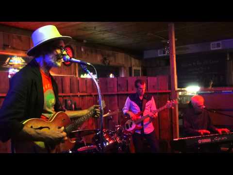 (10) Daddy Treetops & the Howlin' Tomcats in Edison