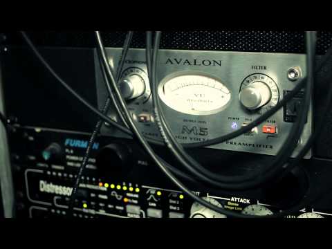 studio1A presenta a Leal De Calle video oficial HD