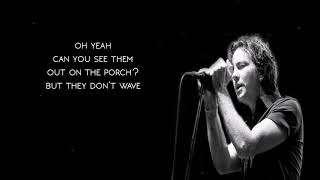 Pearl Jam - Yellow ledbetter (lyrics)