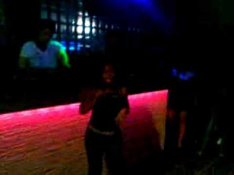 billy family aprexenta suxexo prod no cbs