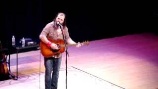 Steve Earle -Lungs live in Bismarck.MPG