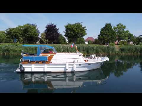 Super Van Craft Regina au Port de Saint Jean de Losne