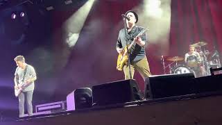 Fall Out Boy - Sophomore Slump or Comeback of the Year Live So Much For (Tour) Dust 2023