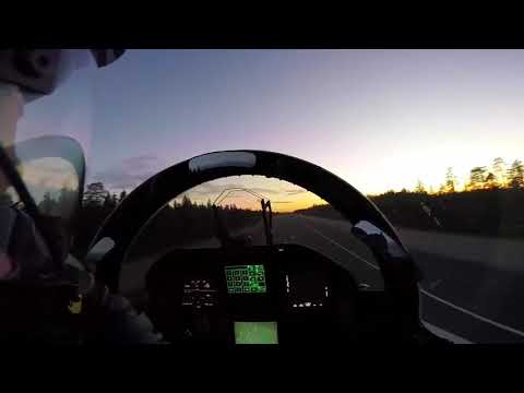 Finnish Air Force  F/A-18 performs touch-and-go landings from motorway - Hosio road base , Baana 20