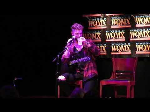 Chris Lane Acoustic Calling Laurennew Phone Whos This
