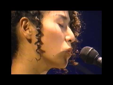 『見知らぬ手と手』：EPO