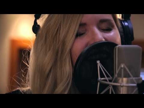 Slavēt, Dejot, Priecāties! (Lība Ēce)