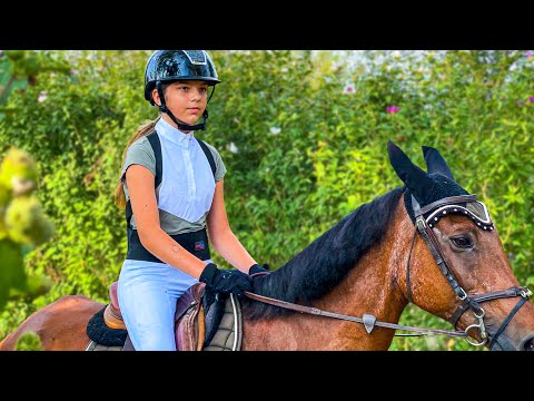 Ameli's First Horse Race: What Went Wrong? (Alessandria Racecourse)