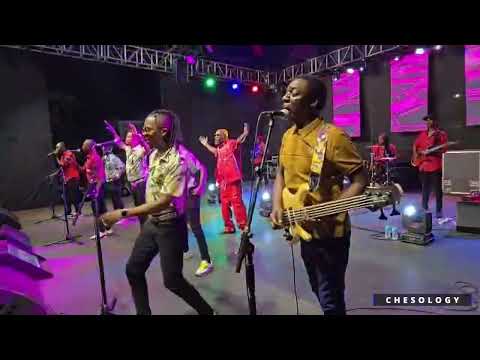 Alick Macheso Chengetai live performance in Hwange 