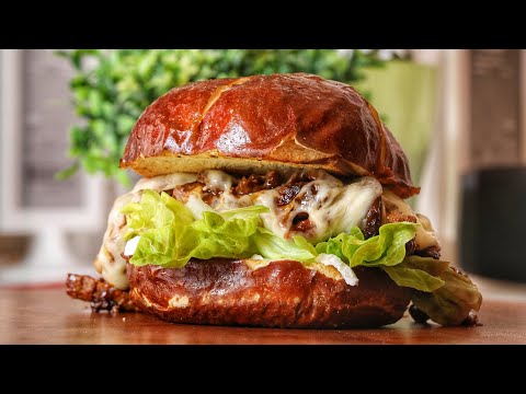 MIDO's: Street Food Sandwiches in Saida. Made With Love! My Happy Place!