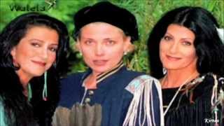 ♫ WALELA ~ Cherokee River ♫  Native american music