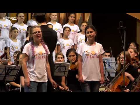 Proiect de incluziune muzicală „La La Play Voices”