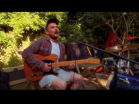 Live Performance Thumbnail