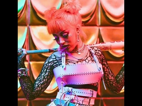 Boss Bitch (ft. Nicki Minaj & Azealia Banks) *Mashup*