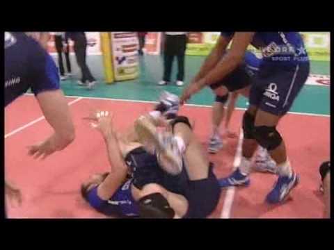 4. Finalspiel aon hotVolleys - HYPO TIROL Volleyballteam