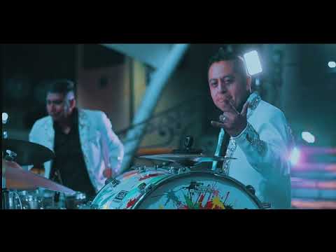 POPURRI PEQUEÑOS MUSICAL - Banda La Xclusiva De México (Sesion En Vivo)