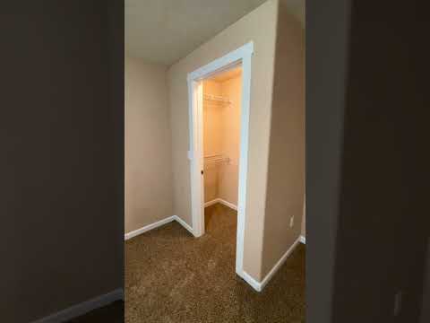 2212 Ne Arapahoe Ct - Video 6 of 6