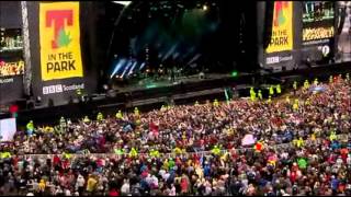 Elbow - The Loneliness of a Tower Crane Driver (T in the Park 2012)
