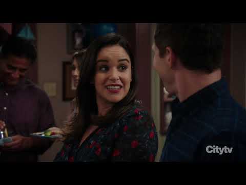 Brooklyn 99- Baby Shrek