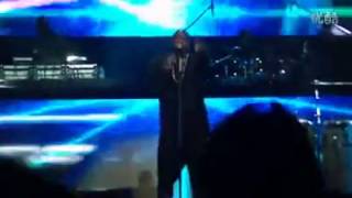 Akon singing &quot;So blue&quot; live in China concert #SoBlueTour 2014