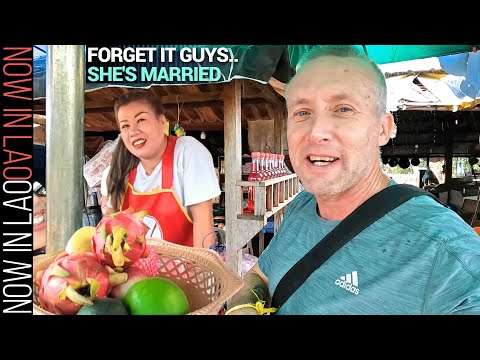 Esqueçam, pessoal. Ela já é casada | Agora no Laos