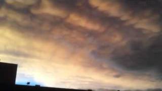 preview picture of video 'AMAZING must see!! - Spectacular UFO Lenticular Cloud part.2'