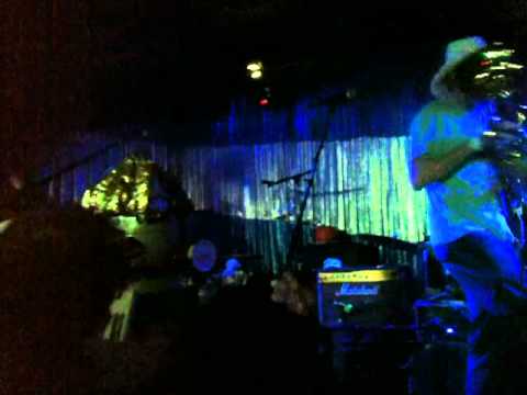 16 Elephant 6 Holiday Surprise Tour - Enlightenment (Sun Ra Cover)