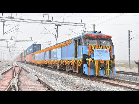 World's first Long Haul Double Stack container freight train crossing | Indian Railways.