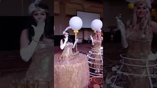 Download lagu Las Vegas Showgirls- Strolling Tables and Champagne Dresses mp3 Download lagu Las Vegas Showgirls- Strolling Tables and Champagne Dresses mp3