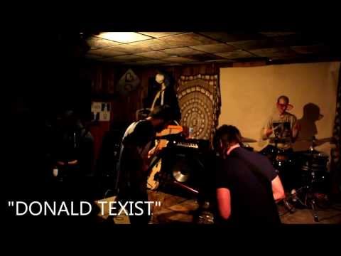 RED CENT- Donald Texist (Live)