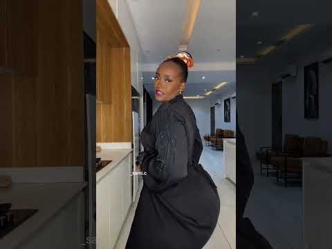 Royal's Curvy Beauty 🍑🍑🍑 #curvy #blackisbeautiful  #afrobonita #amapiano