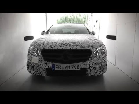 2016 Mercedes-Benz E-Class - Mercedes showcases remote parking