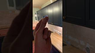 Preview of Before and after kitchen splashback.