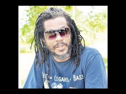 JAMAICAN REGGAE STAR SINGING VERNON AND BIG STONE